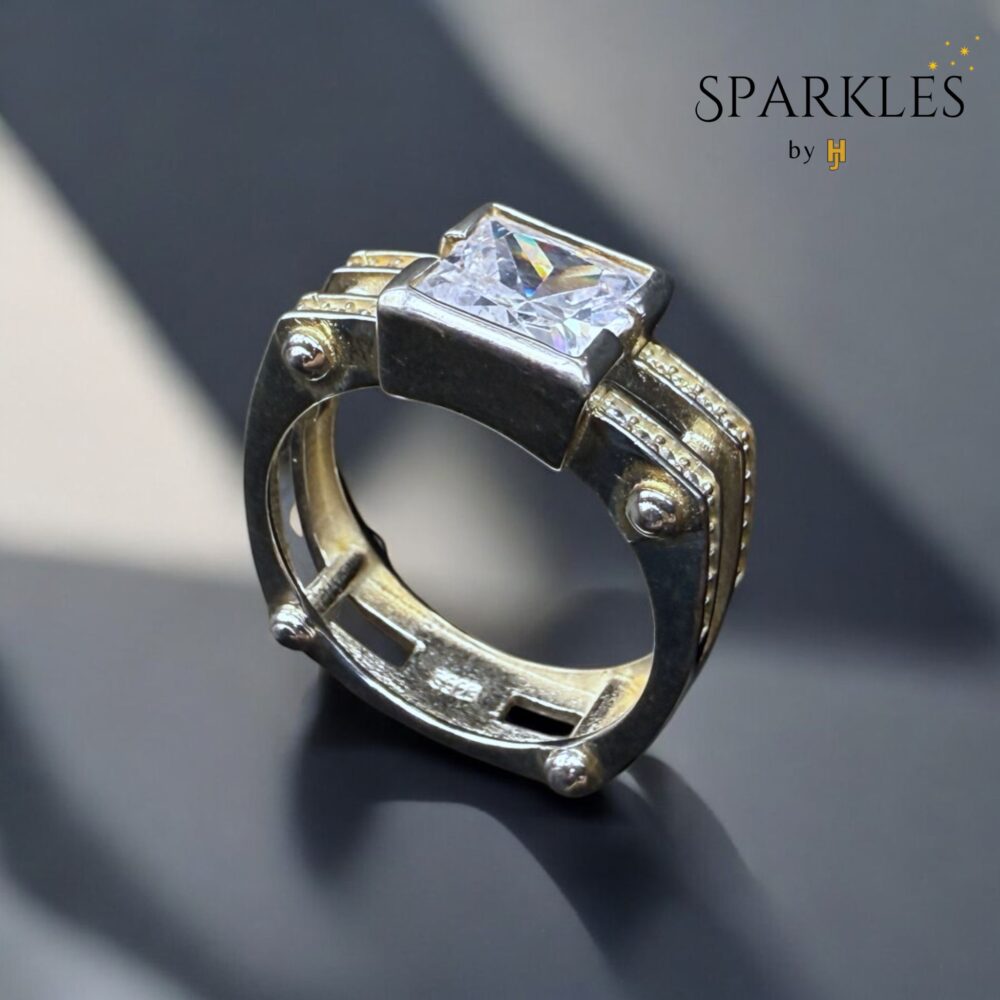THE PRINCESS CUT SOLITAIRE - 925