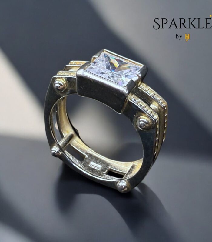 THE PRINCESS CUT SOLITAIRE - 925