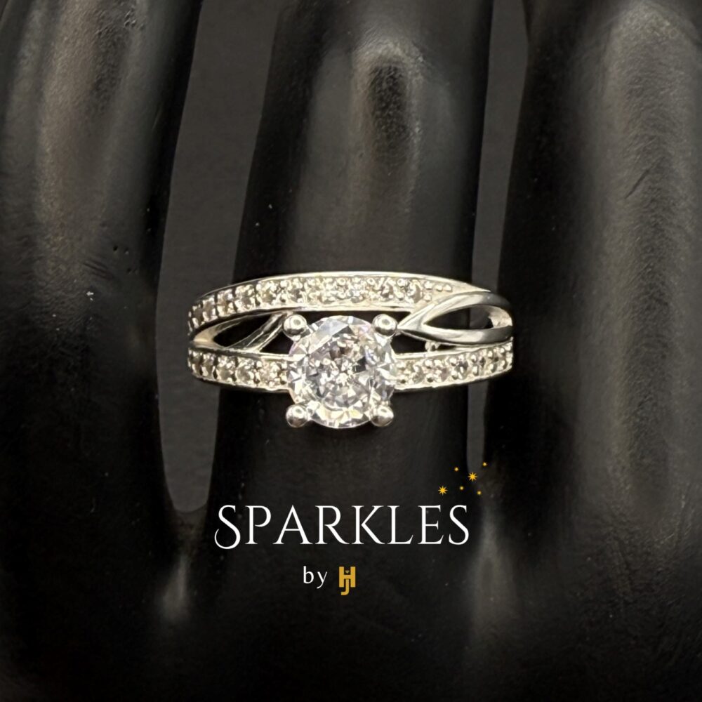 THE DAZZLY RING - 925
