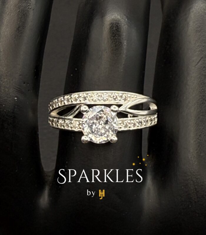 THE DAZZLY RING - 925