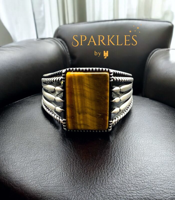 THE DISTINCTIVE RING - 925