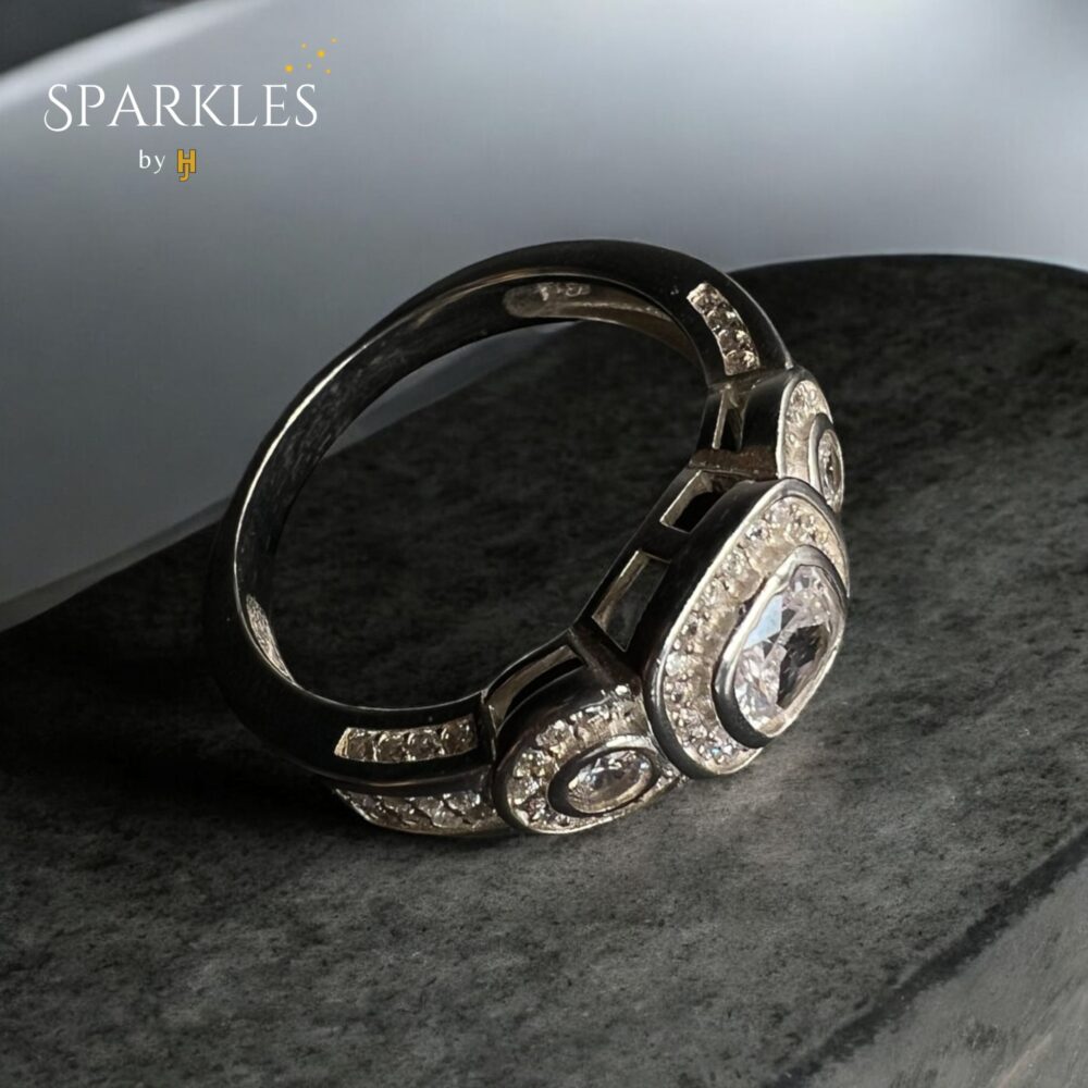 THE ZIRCONIA SOLITAIRE - 925
